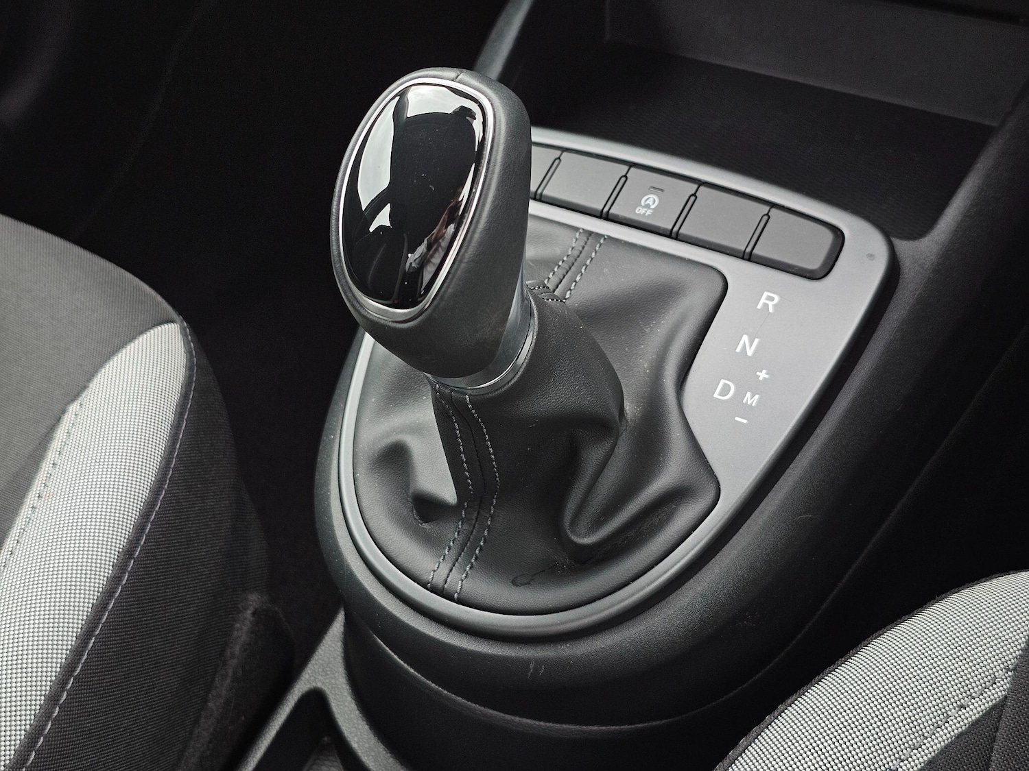 Used Hyundai i10 2024 for sale - 76441349: Photo 18