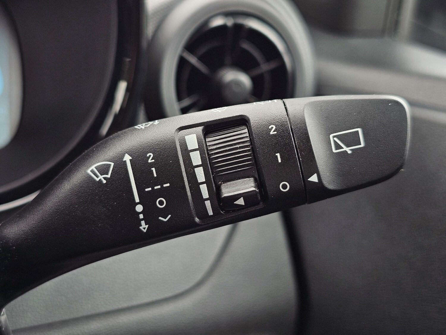 Used Hyundai i10 2024 for sale - 76441349: Photo 23