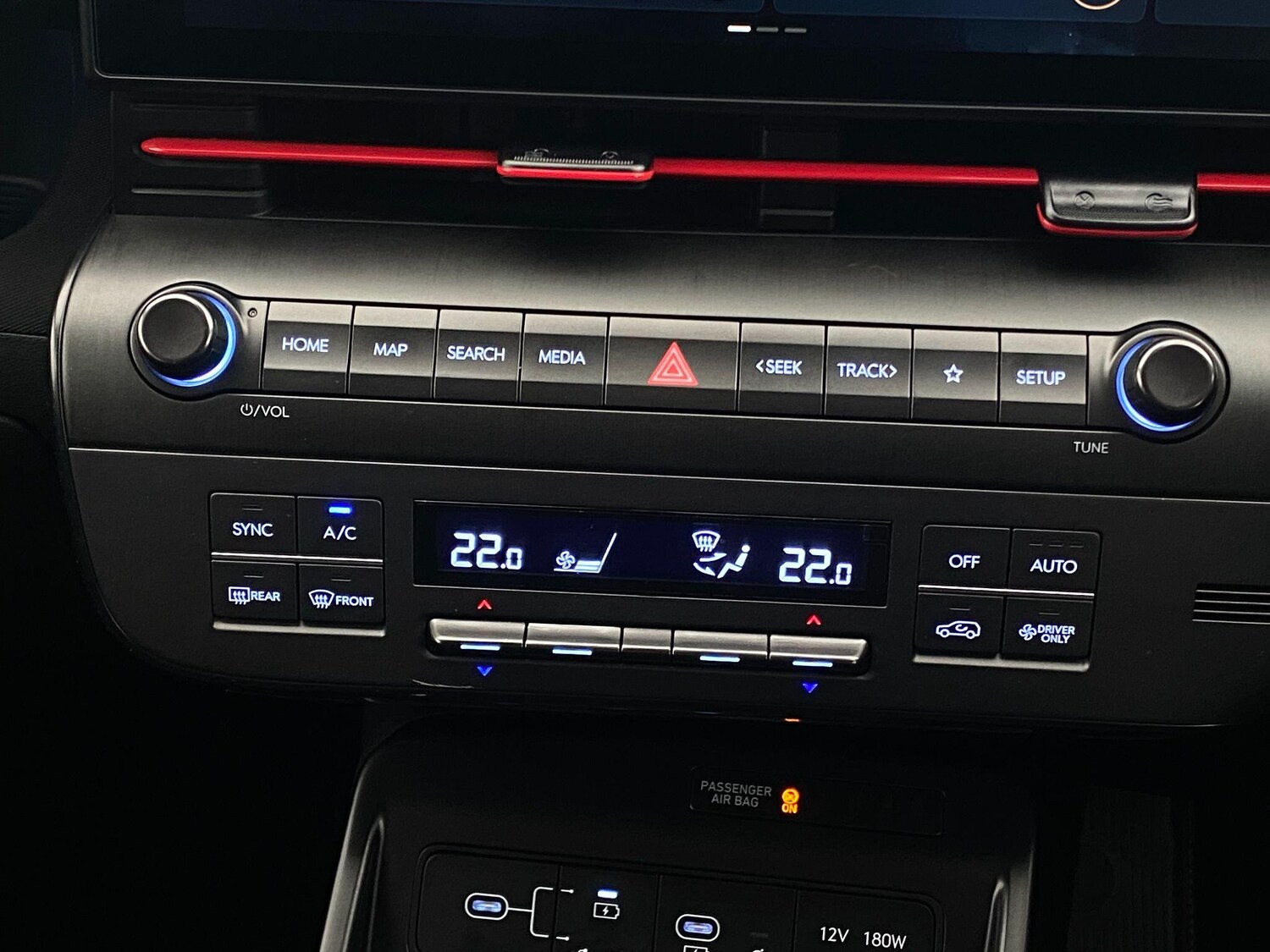 Used Hyundai KONA 2024 for sale - 77657965: Photo 32