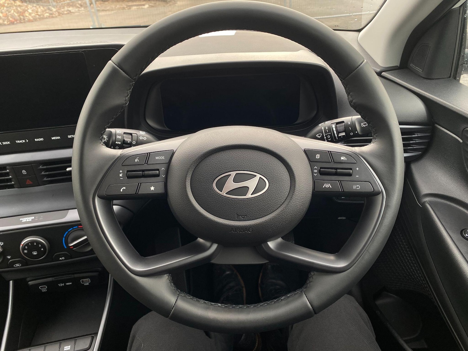 Used Hyundai i20 2025 for sale - 77203824: Photo 38