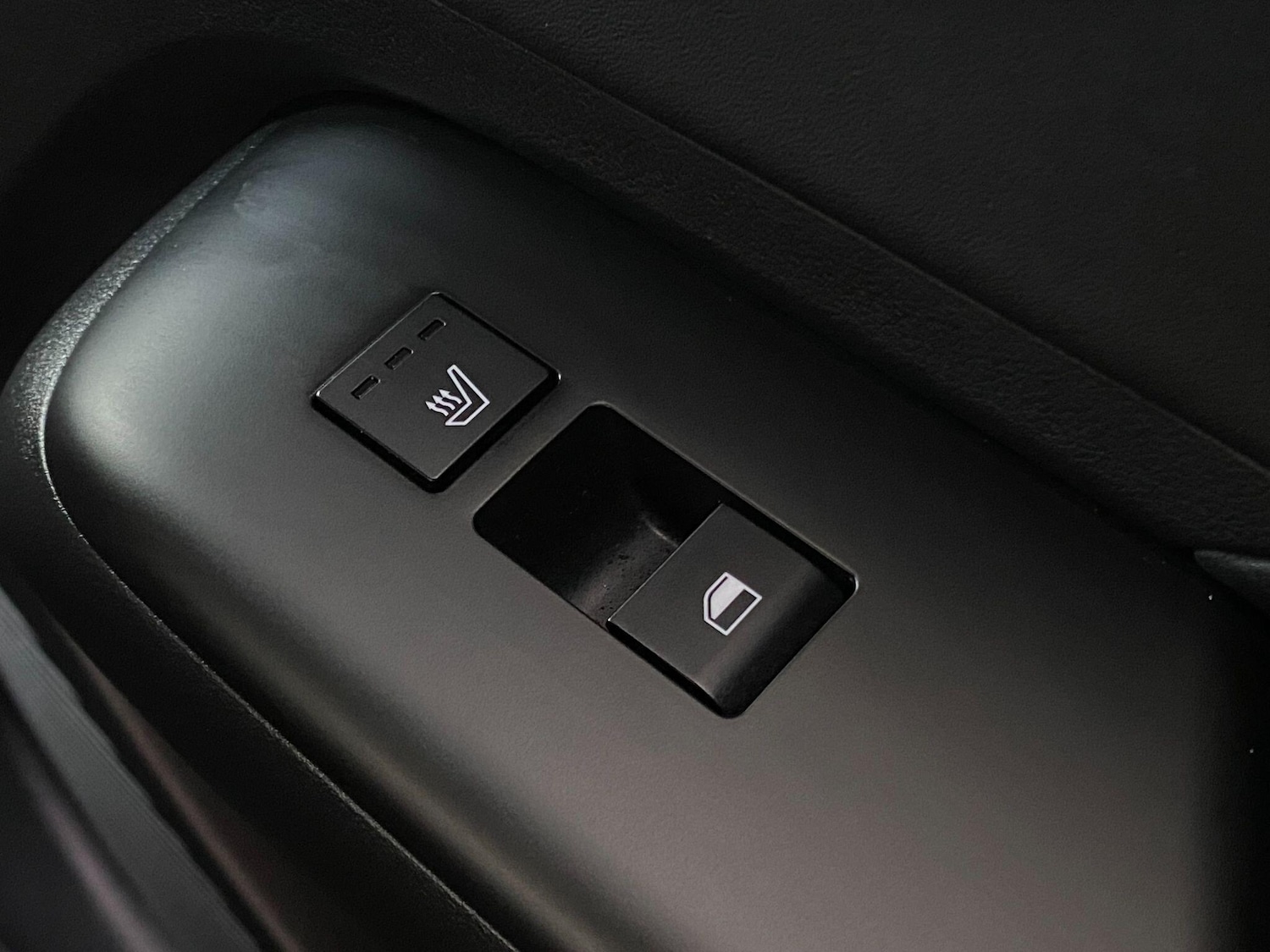 Used Hyundai KONA 2025 for sale - 77081298: Photo 16