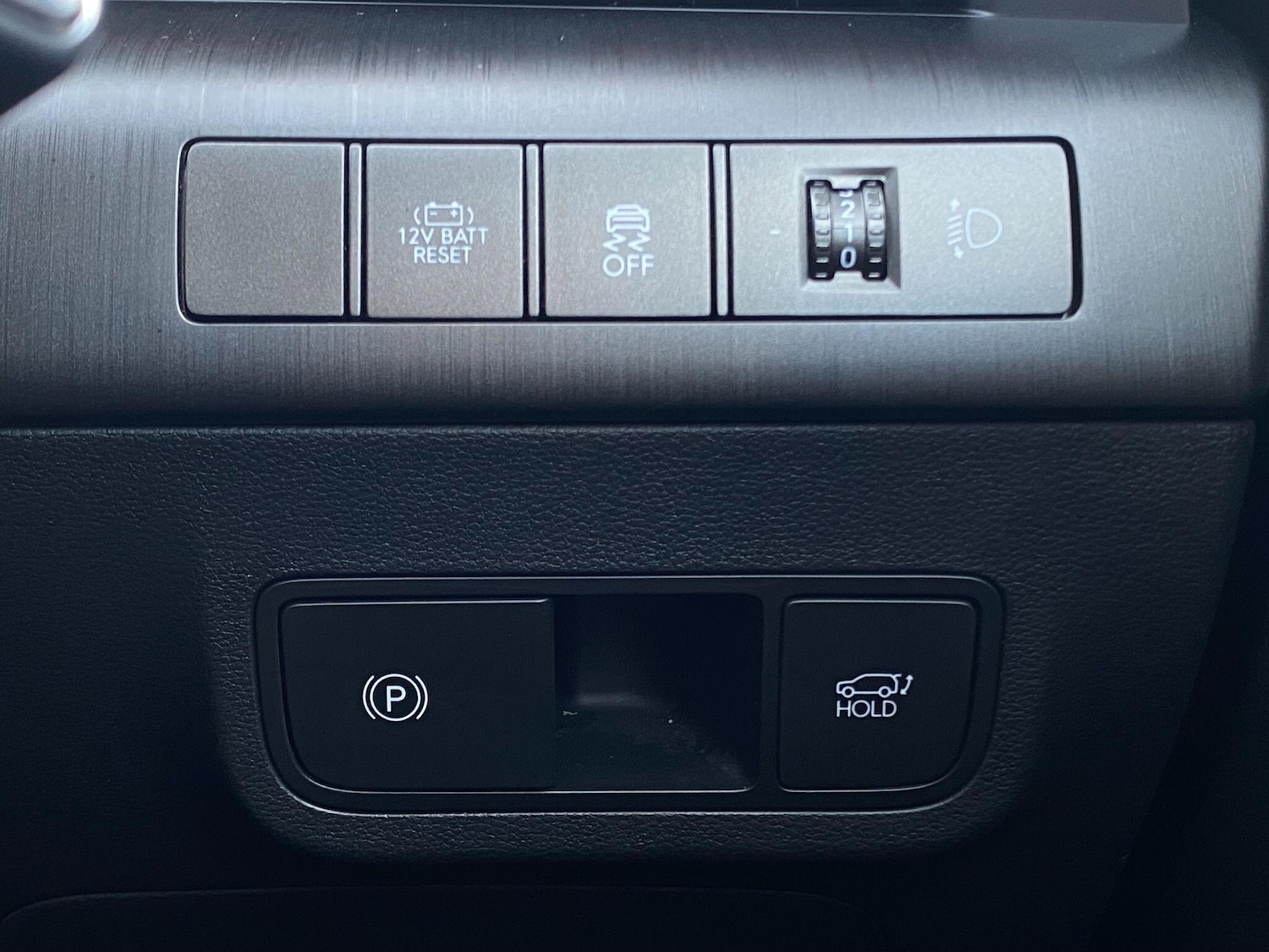 Used Hyundai KONA 2025 for sale - 77081298: Photo 21