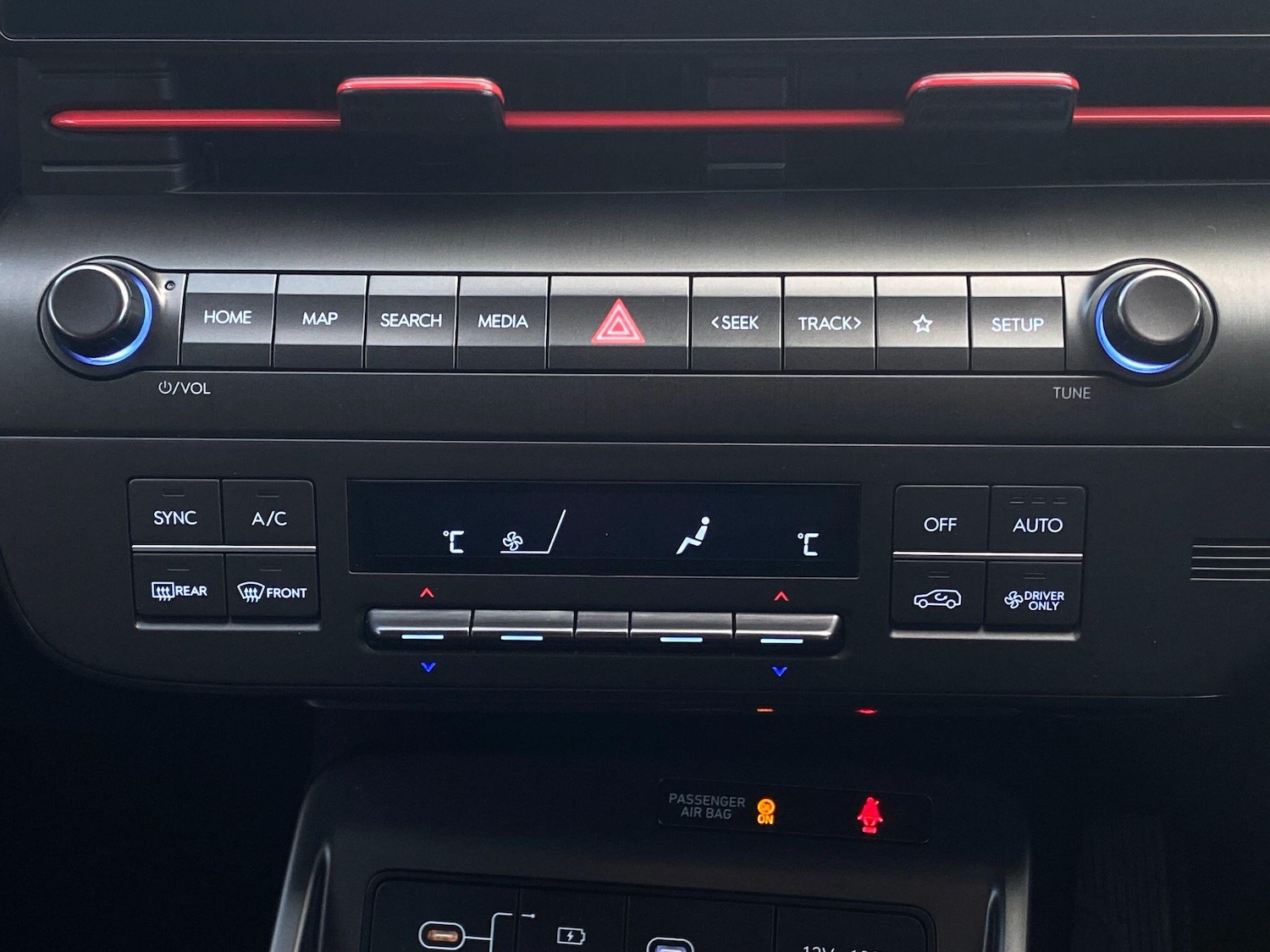 Used Hyundai KONA 2025 for sale - 77081298: Photo 30