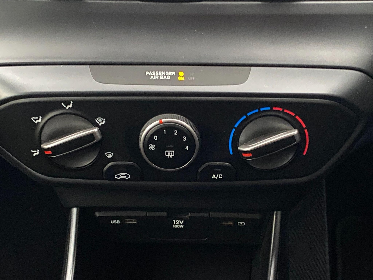 Used Hyundai BAYON 2023 for sale - 77029384: Photo 21