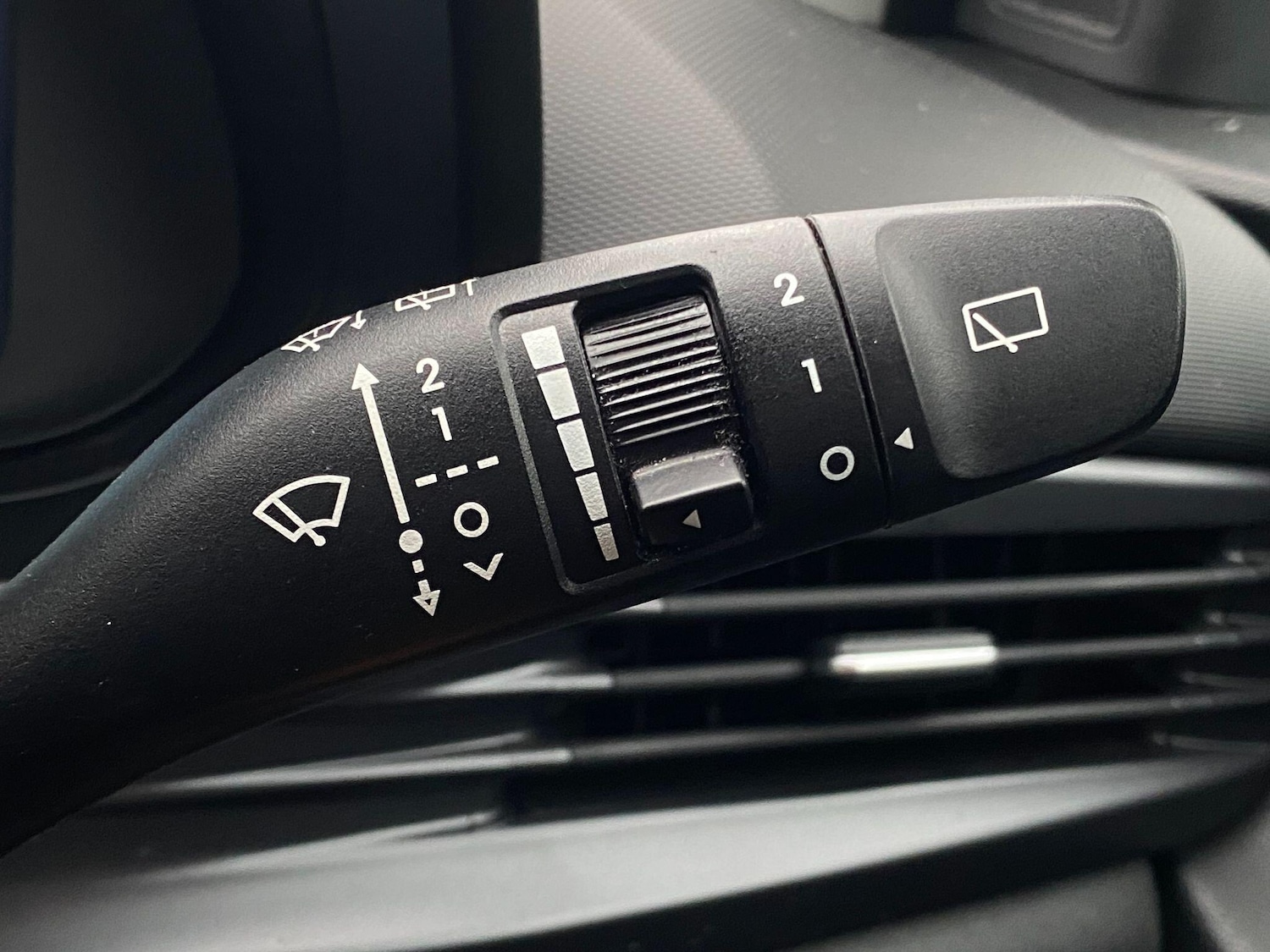 Used Hyundai BAYON 2023 for sale - 77029384: Photo 22