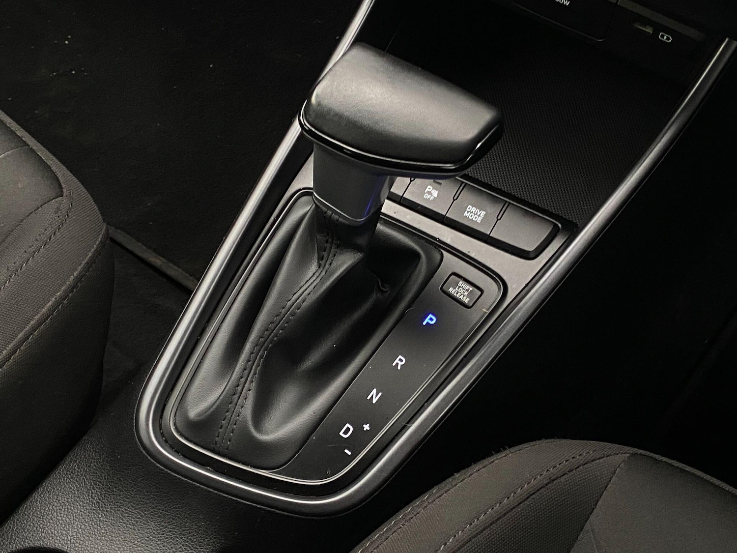 Used Hyundai BAYON 2023 for sale - 77029384: Photo 35