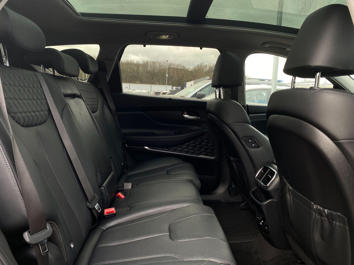 Used Hyundai Santa Fe for sale - 77839977: Photo 12