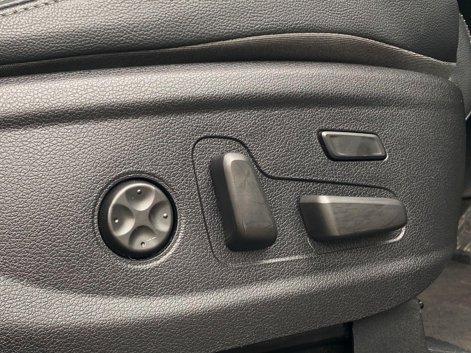 Used Hyundai Santa Fe for sale - 77839977: Photo 22