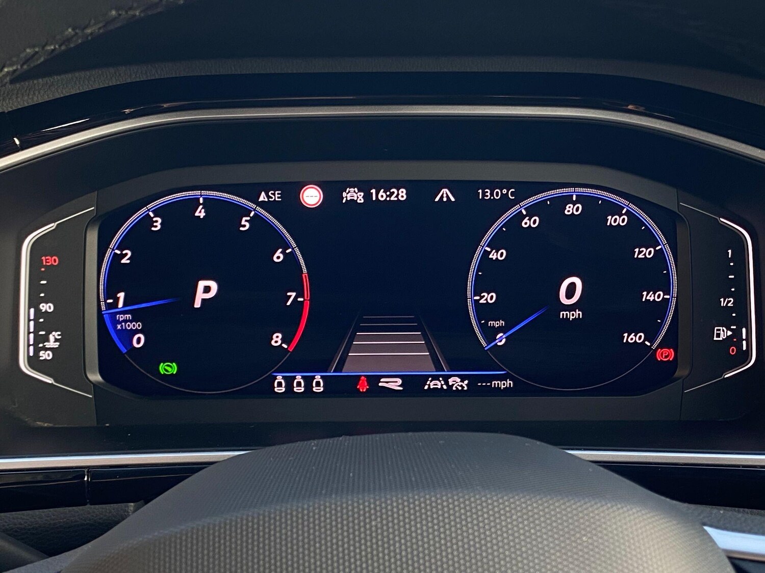 Used Volkswagen T-Roc for sale - 77823609: Photo 42