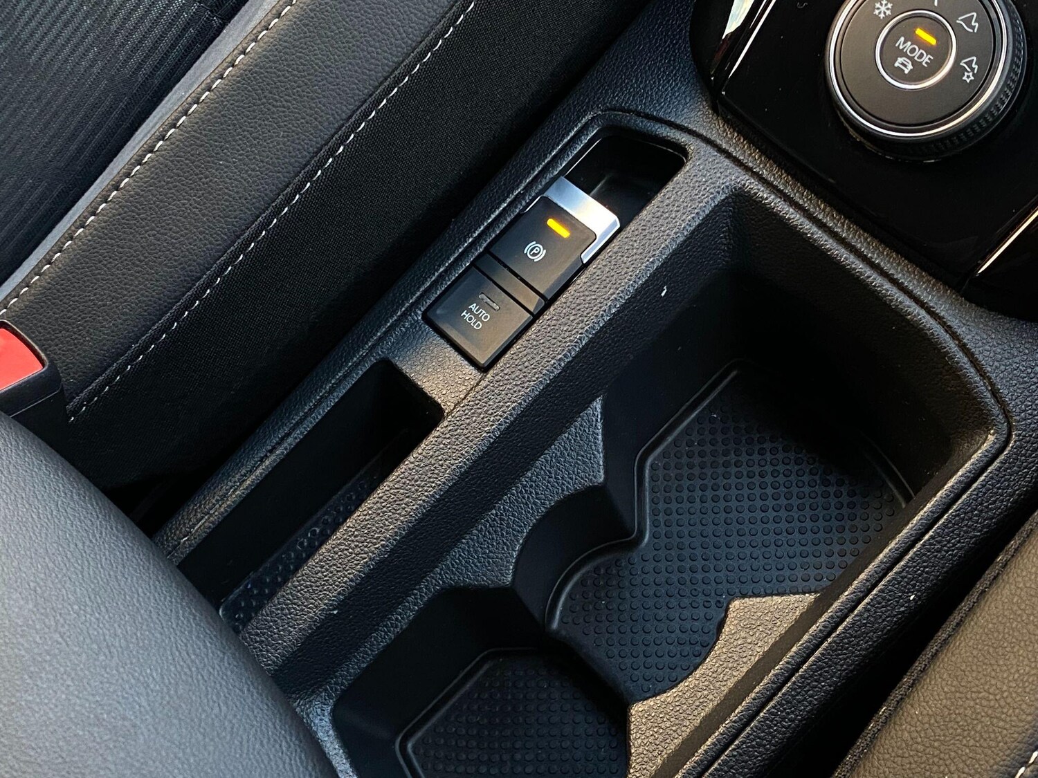 Used Volkswagen T-Roc for sale - 77823609: Photo 49