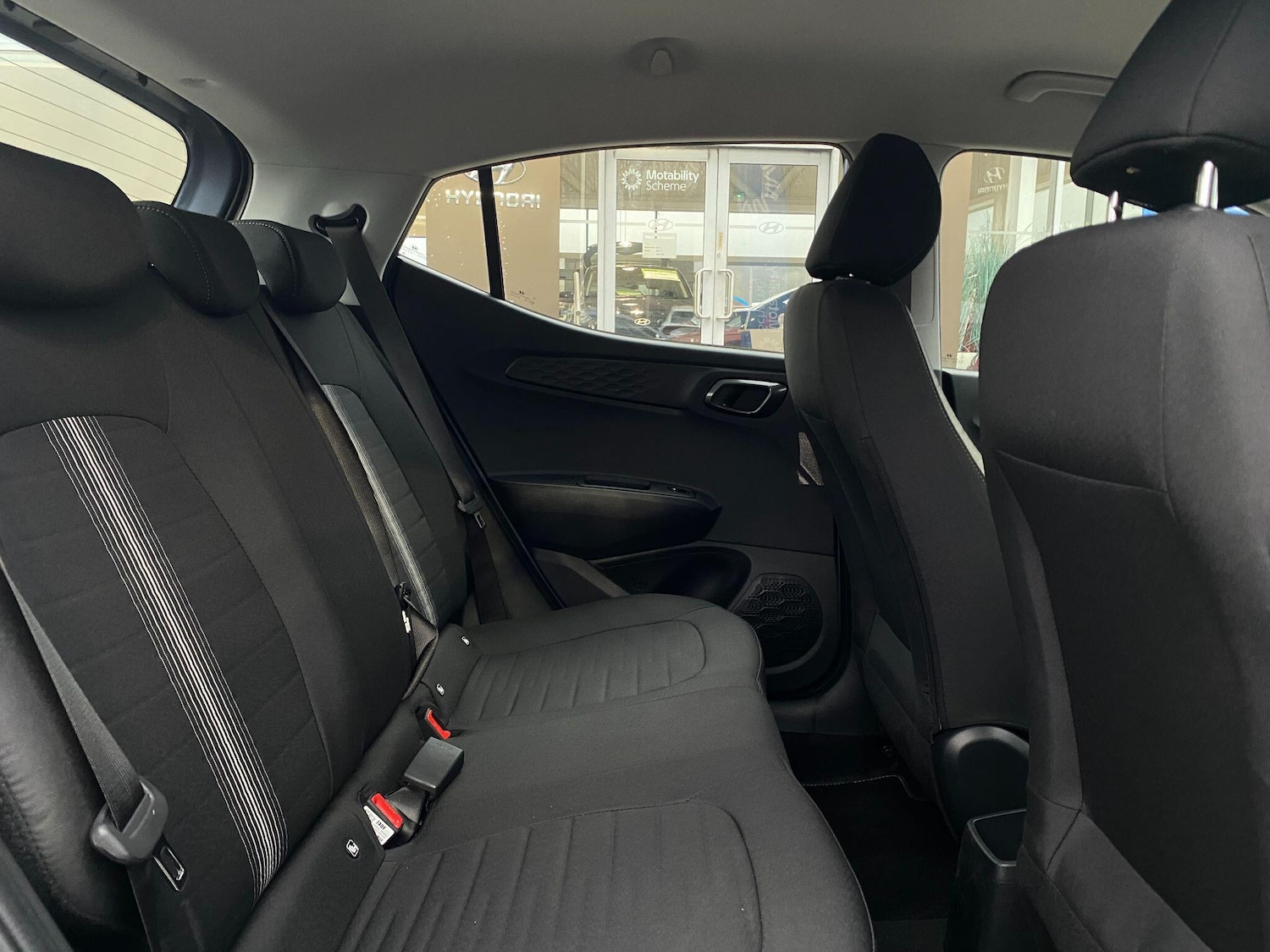 Used Hyundai i10 for sale - 77440987: Photo 13