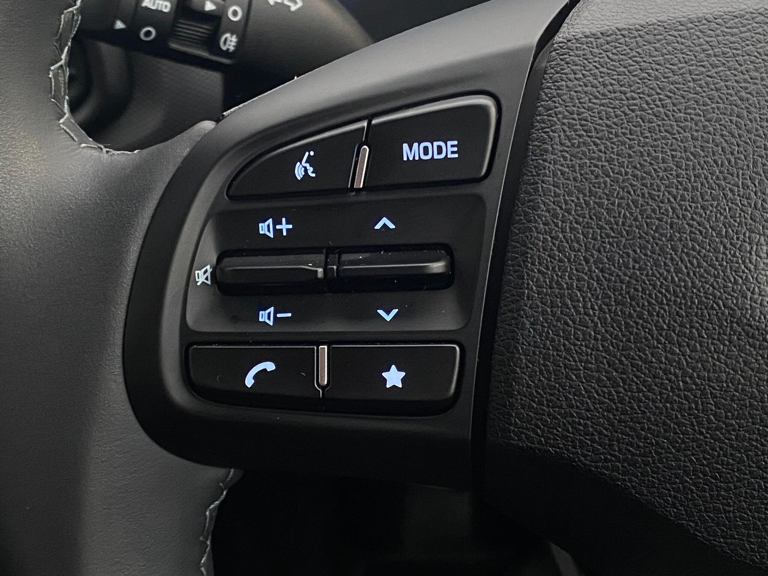 Used Hyundai i10 for sale - 77440987: Photo 19