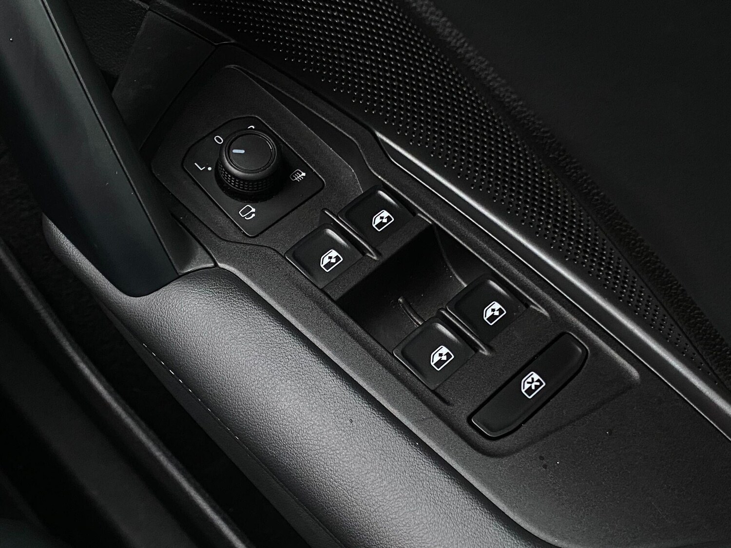 Used Volkswagen Tiguan 2024 for sale - 77537687: Photo 15