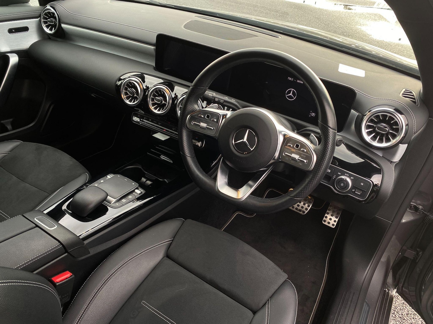 Used Mercedes-Benz A-Class 2022 for sale - 76370303: Photo 10