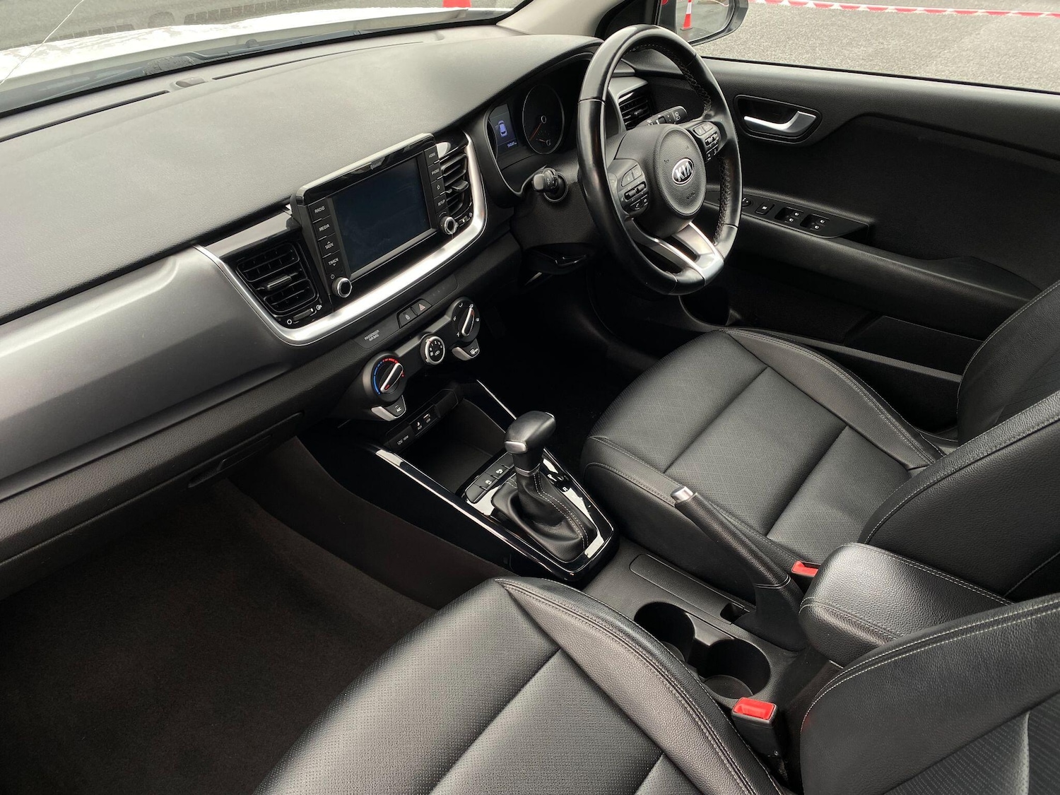 Used Kia Stonic 2020 for sale - 77538213: Photo 10