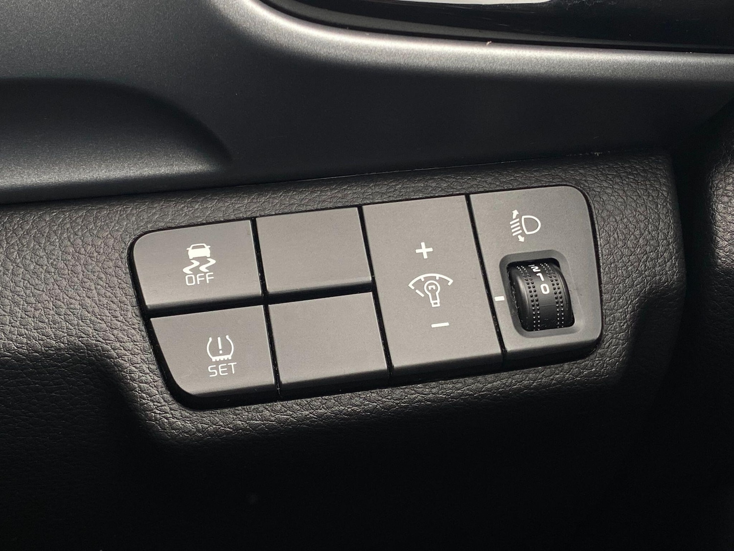 Used Kia Stonic 2020 for sale - 77538213: Photo 18