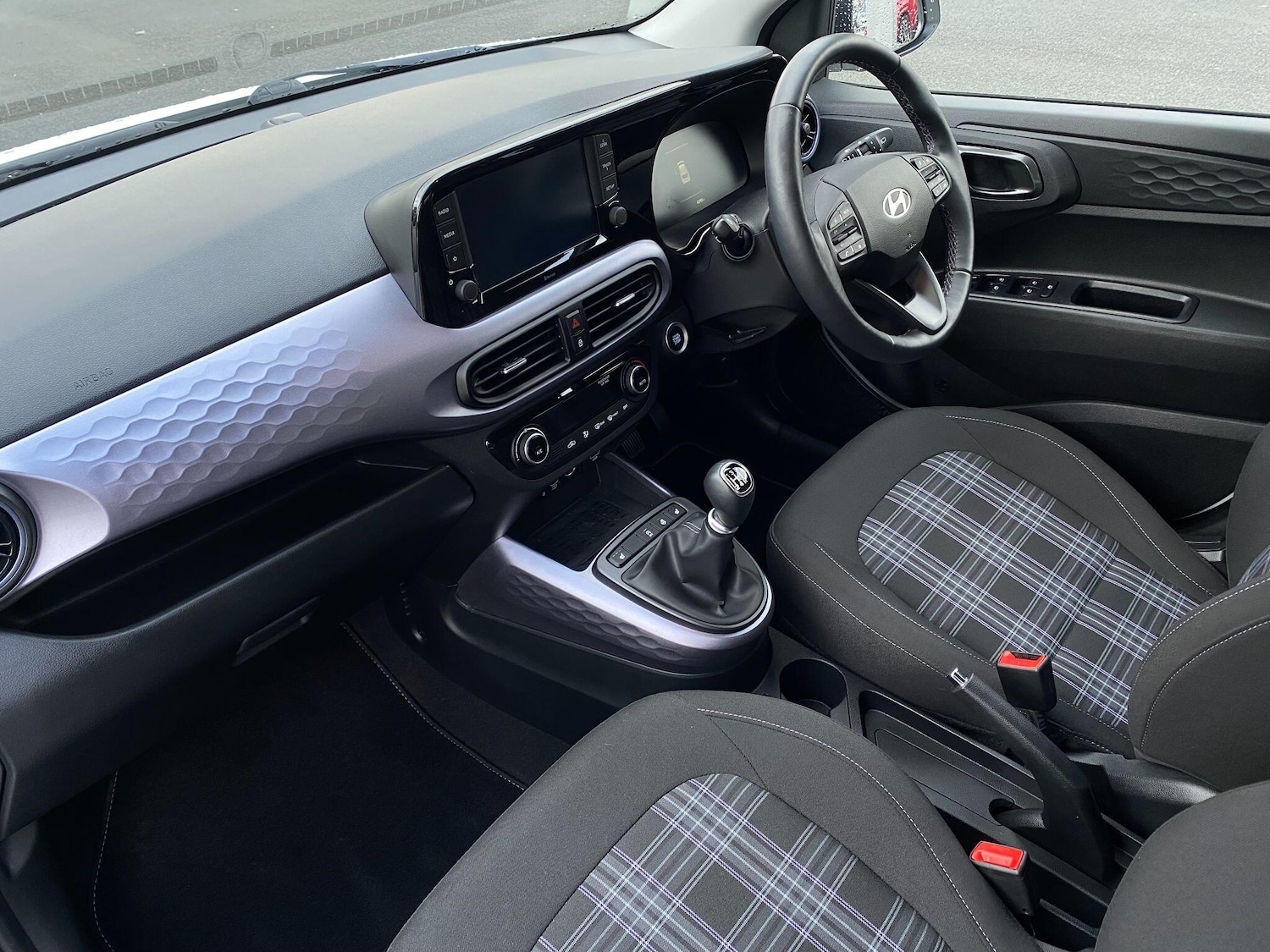 Used Hyundai i10 for sale - 77268045: Photo 39