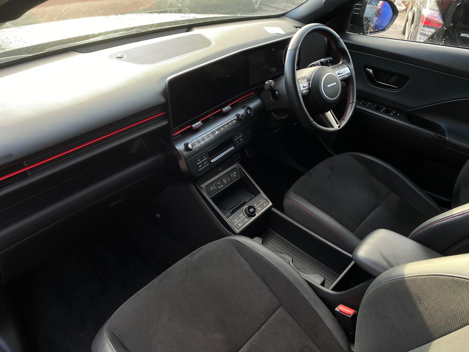 Used Hyundai KONA 2025 for sale - 76824960: Photo 12