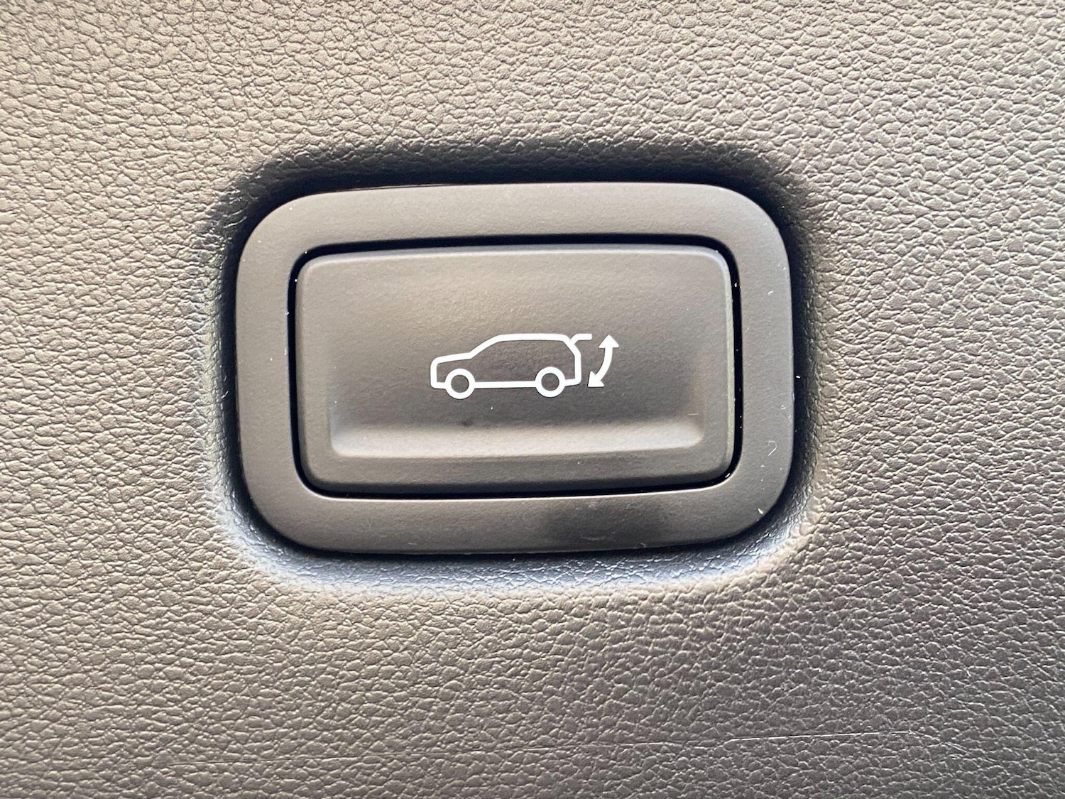 Used Hyundai KONA 2025 for sale - 76824960: Photo 17