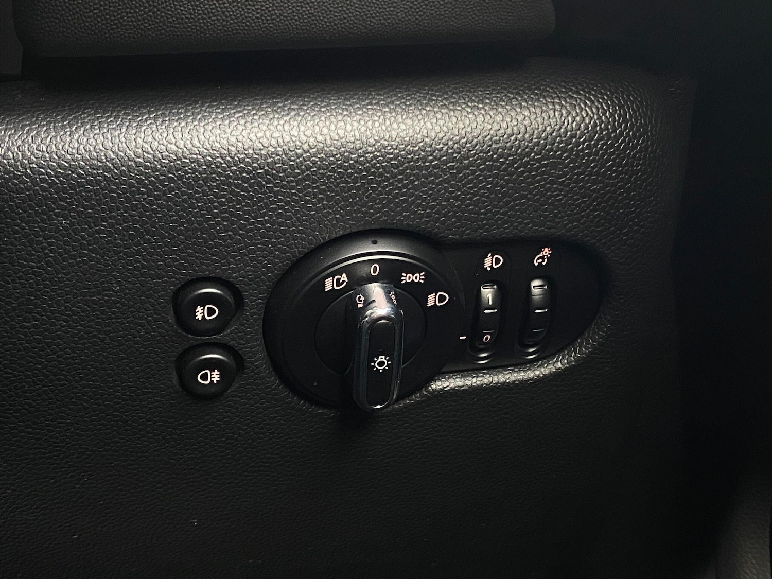 Used MINI Convertible 2020 for sale - 77658845: Photo 16