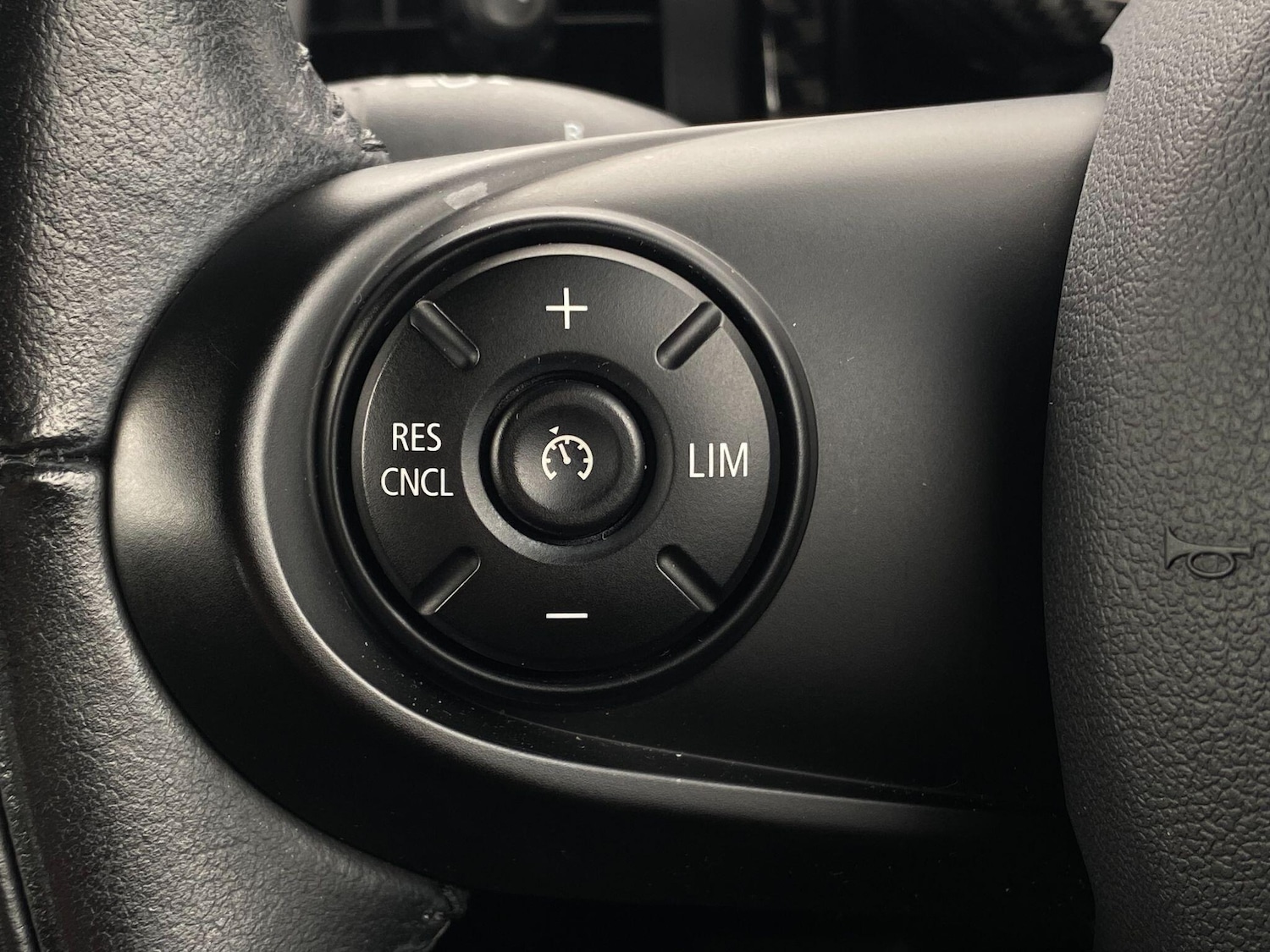 Used MINI Convertible 2020 for sale - 77658845: Photo 18