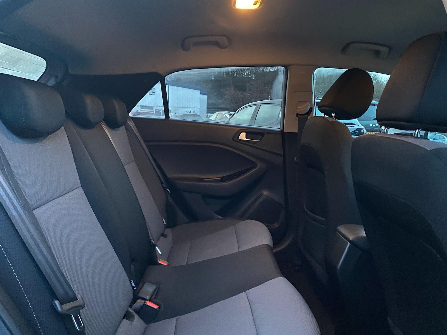 Used Hyundai i20 2019 for sale - 77396462: Photo 13