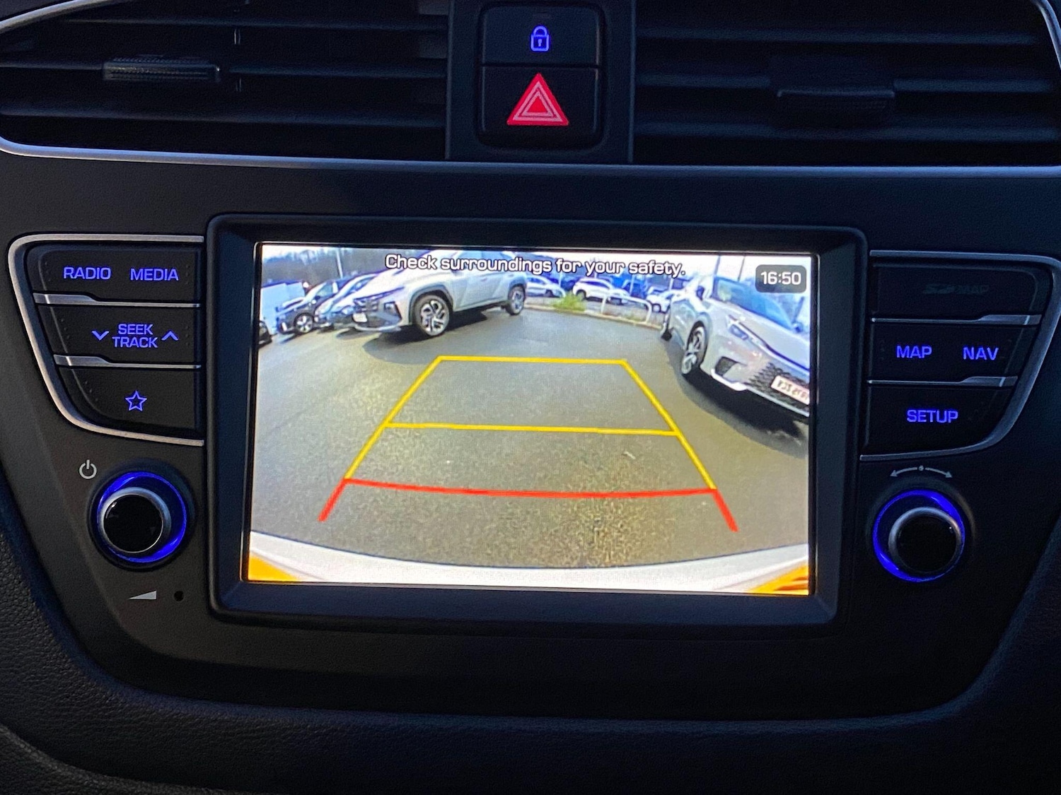 Used Hyundai i20 2019 for sale - 77396462: Photo 33