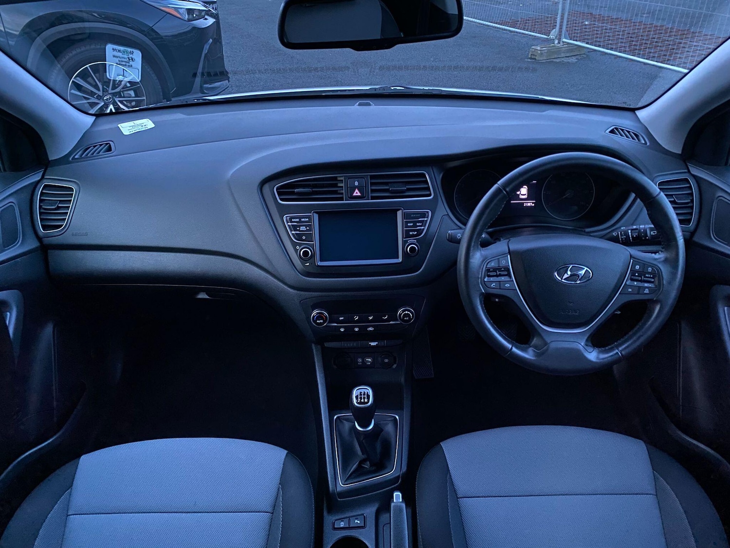 Used Hyundai i20 2019 for sale - 77396462: Photo 9