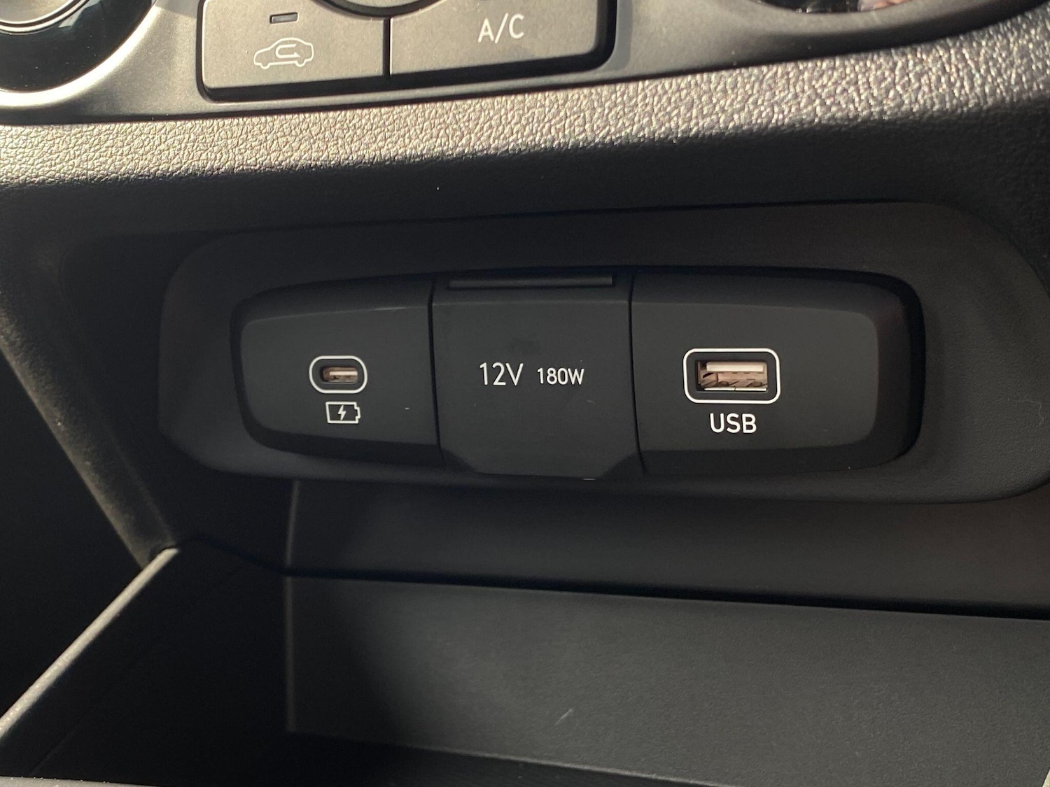 Used Hyundai i10 for sale - 77977936: Photo 22