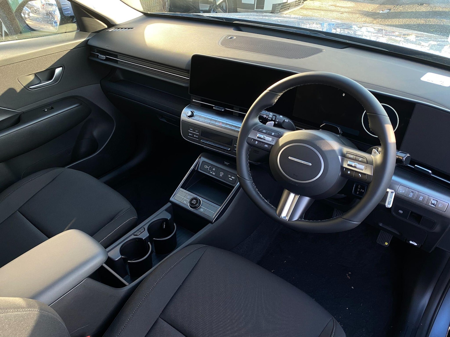 Used Hyundai KONA 2025 for sale - 77120663: Photo 11