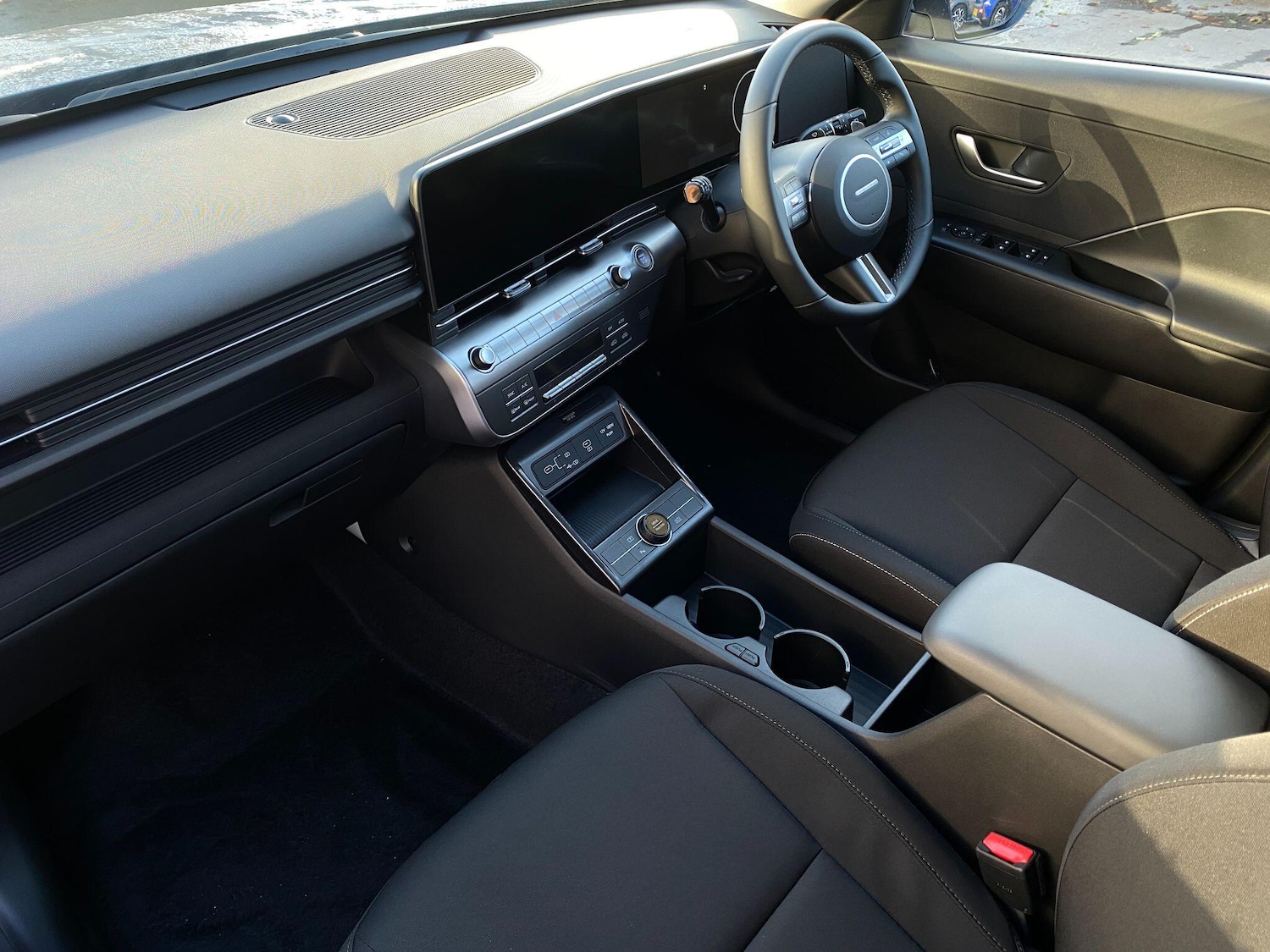 Used Hyundai KONA 2025 for sale - 77120663: Photo 12