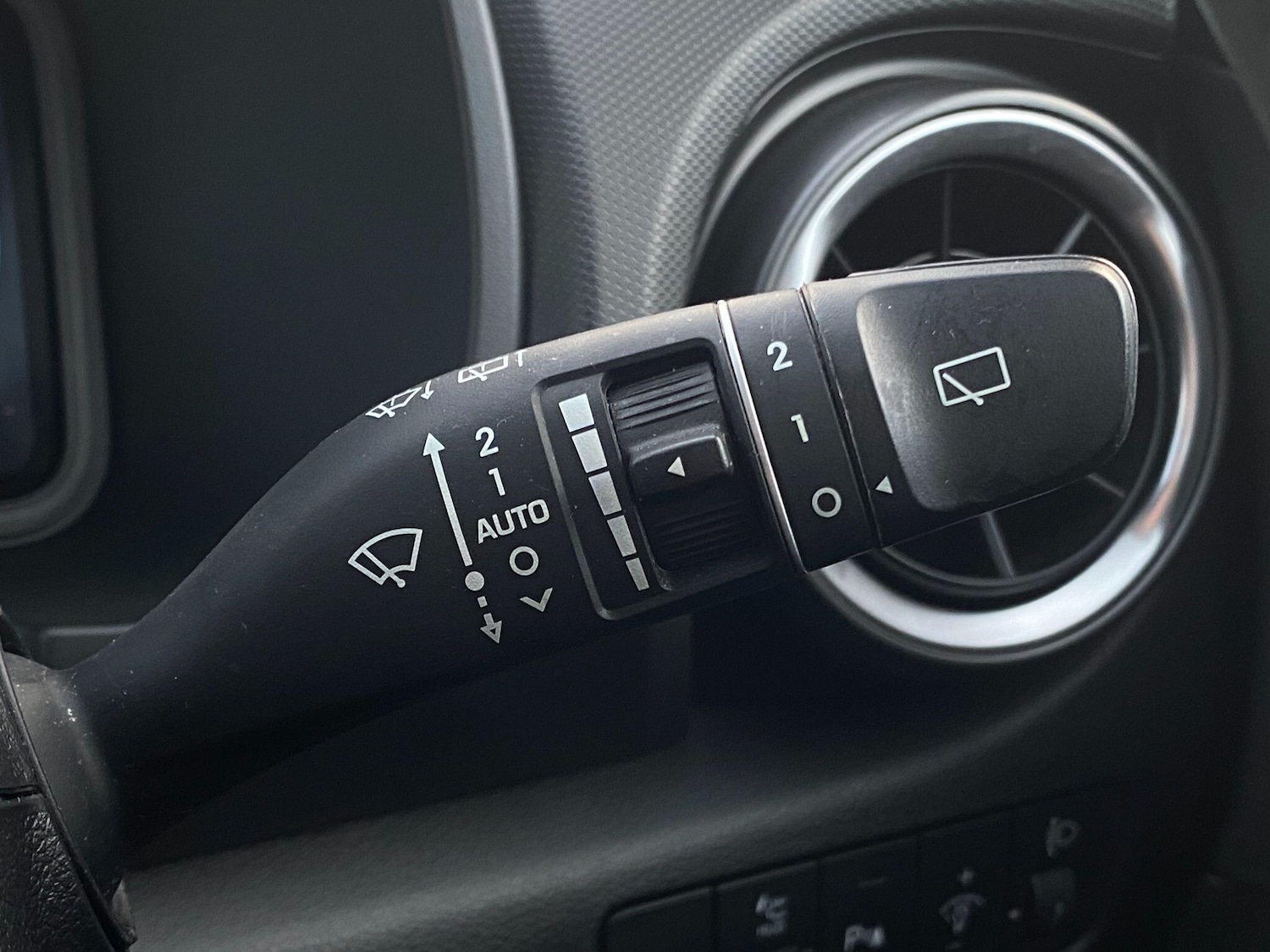 Used Hyundai KONA 2022 for sale - 76538532: Photo 29