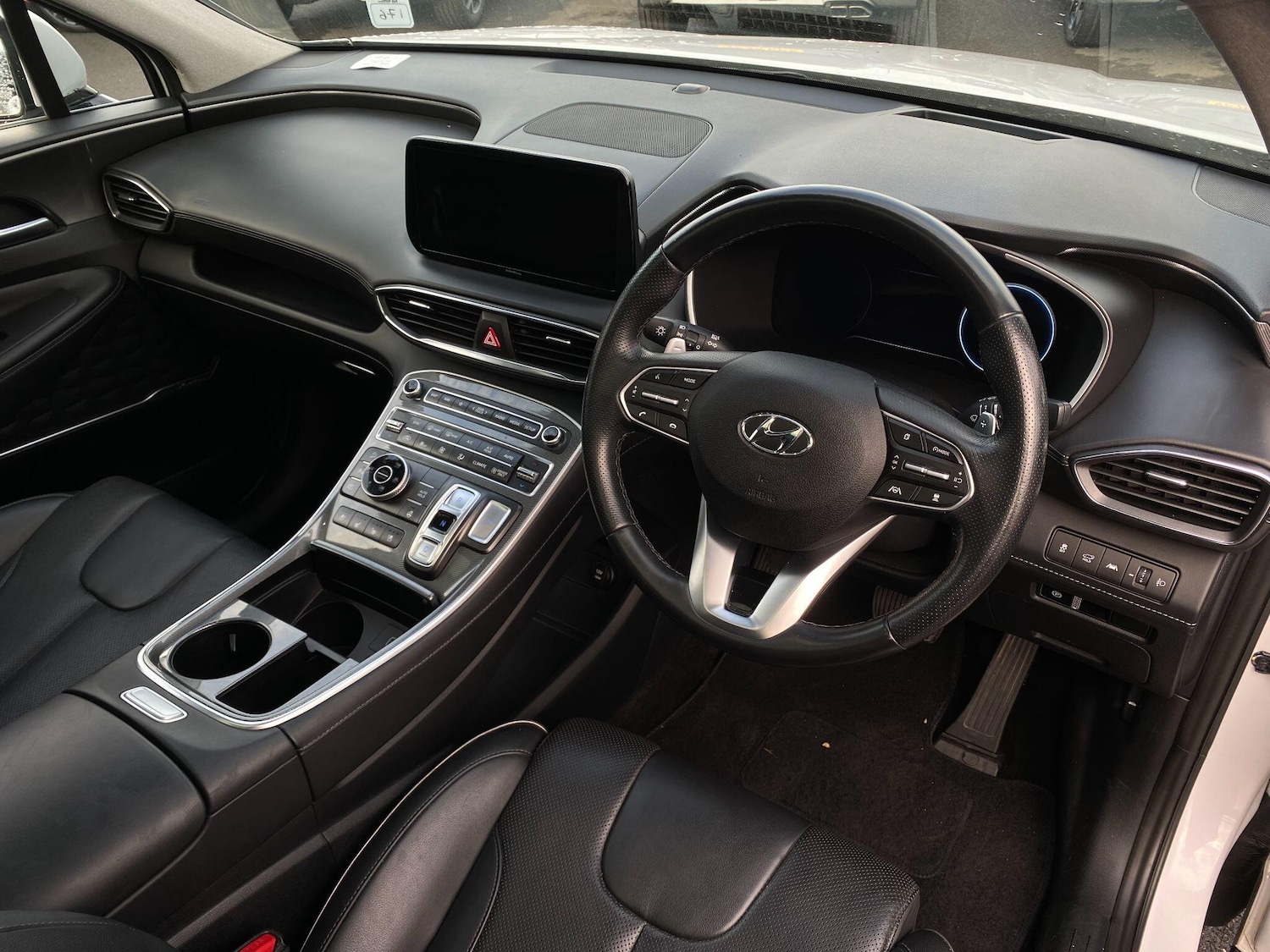 Used Hyundai Santa Fe 2022 for sale - 77041015: Photo 11