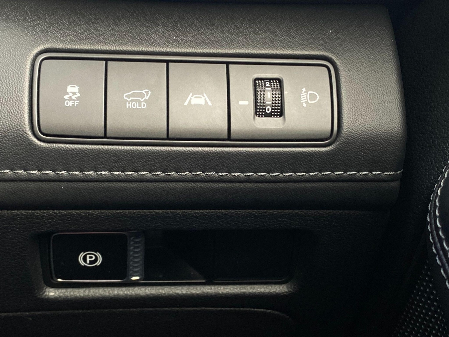 Used Hyundai Santa Fe 2022 for sale - 77041015: Photo 23