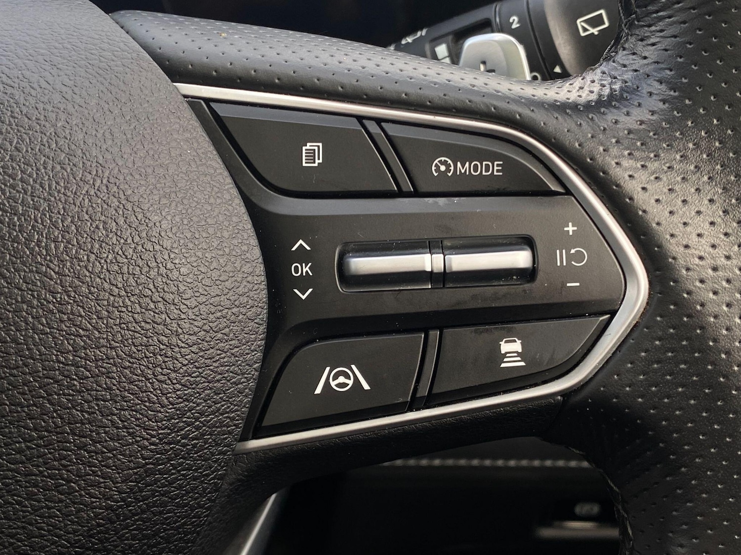 Used Hyundai Santa Fe 2022 for sale - 77041015: Photo 27