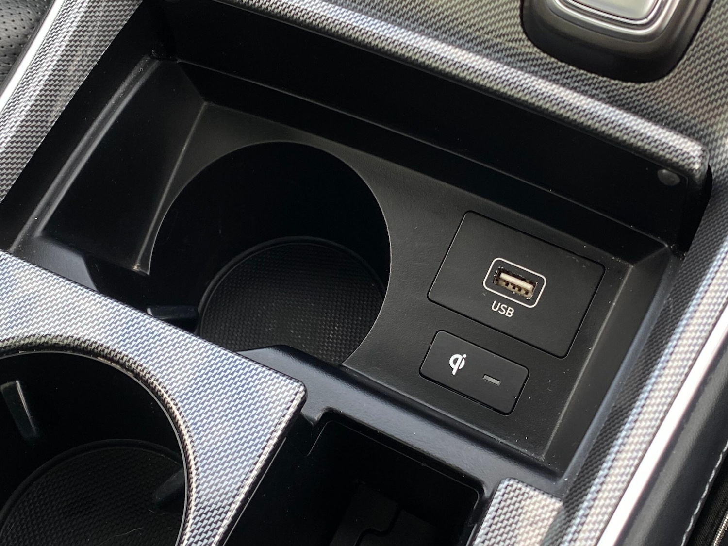 Used Hyundai Santa Fe 2022 for sale - 77041015: Photo 32