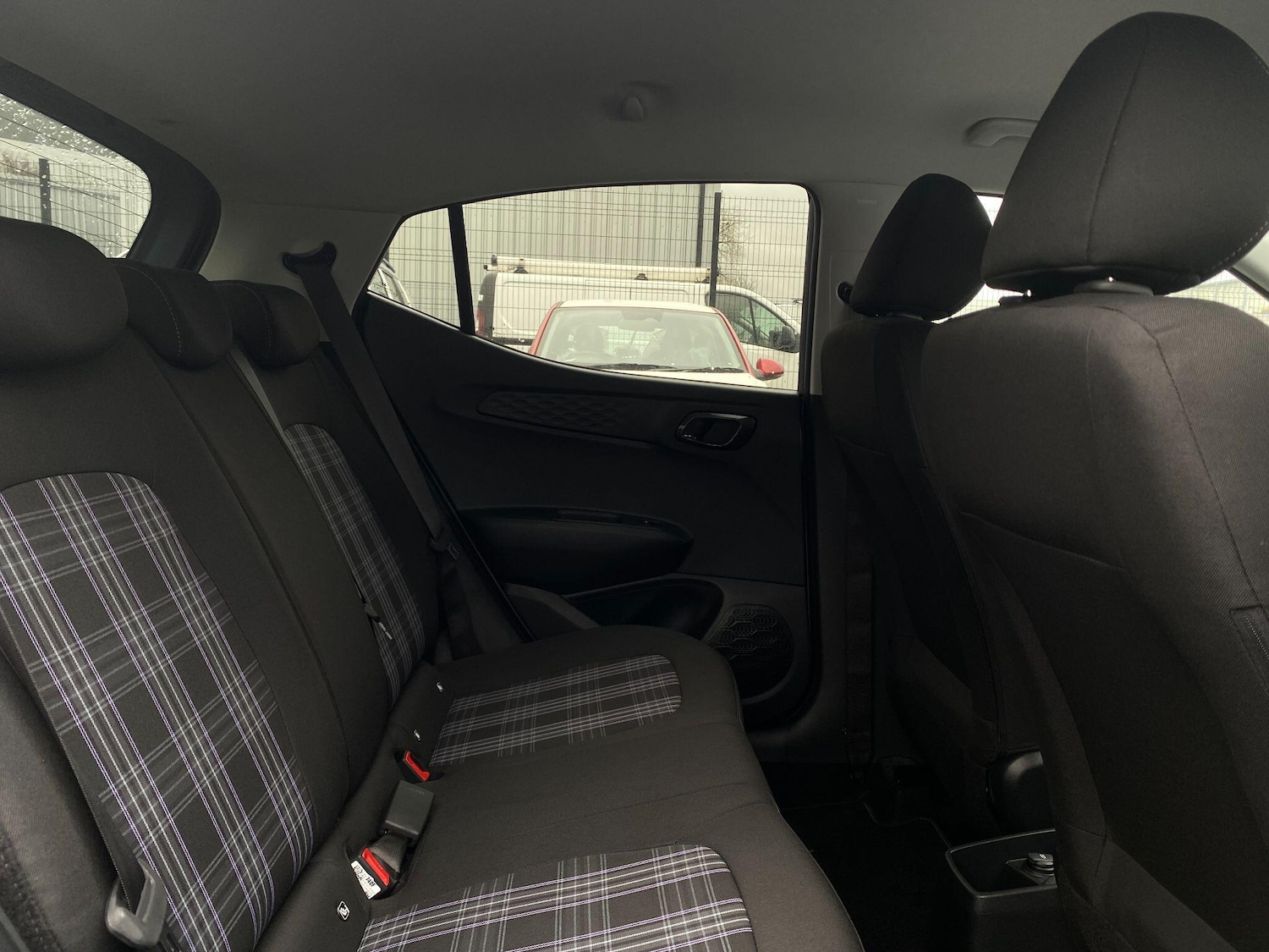 Used Hyundai i10 for sale - 77882412: Photo 13