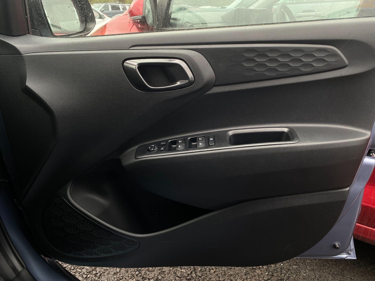 Used Hyundai i10 for sale - 77882412: Photo 25