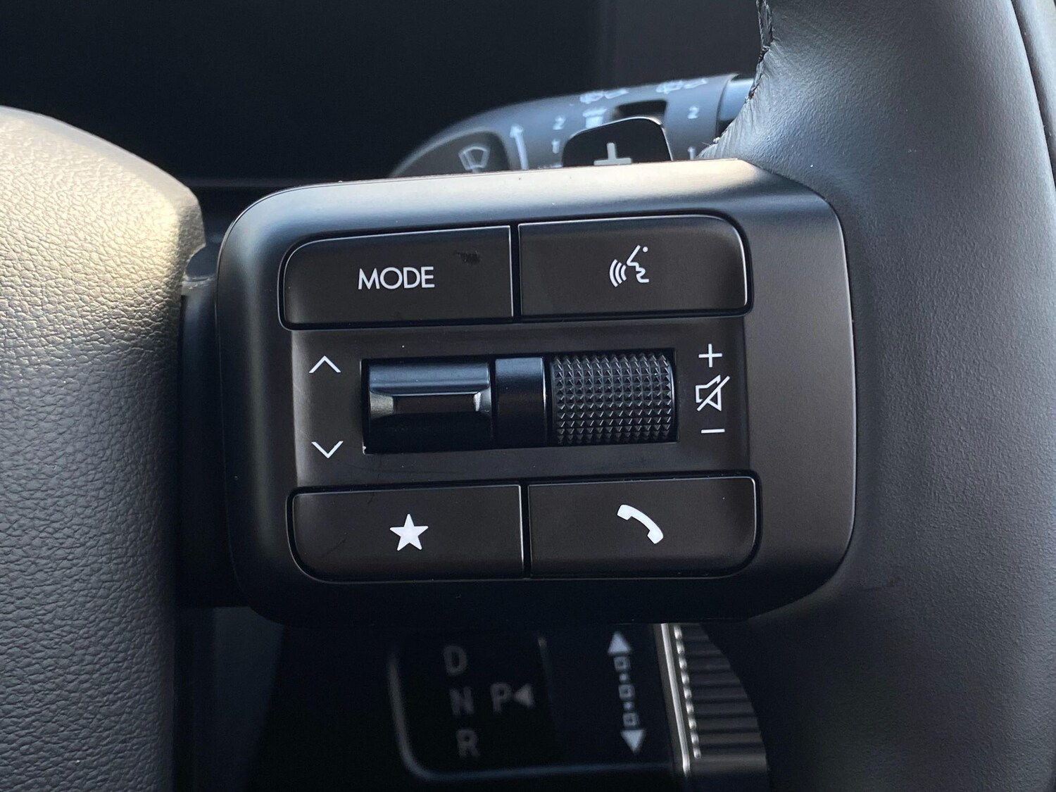 Used Hyundai Santa Fe 2025 for sale - 77883109: Photo 28