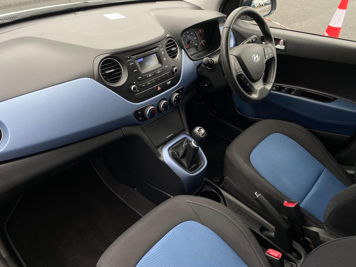 Used Hyundai i10 2015 for sale - 77696611: Photo 10