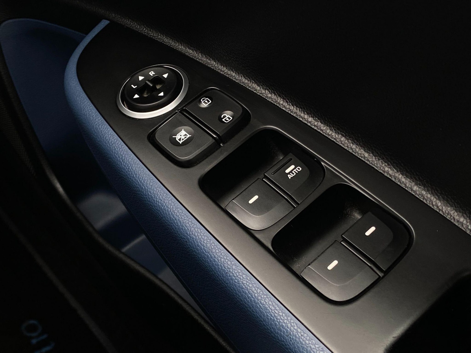 Used Hyundai i10 2015 for sale - 77696611: Photo 15