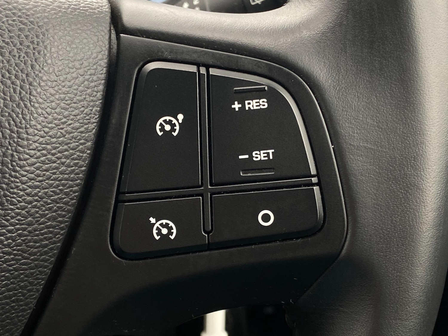 Used Hyundai i10 2015 for sale - 77696611: Photo 17