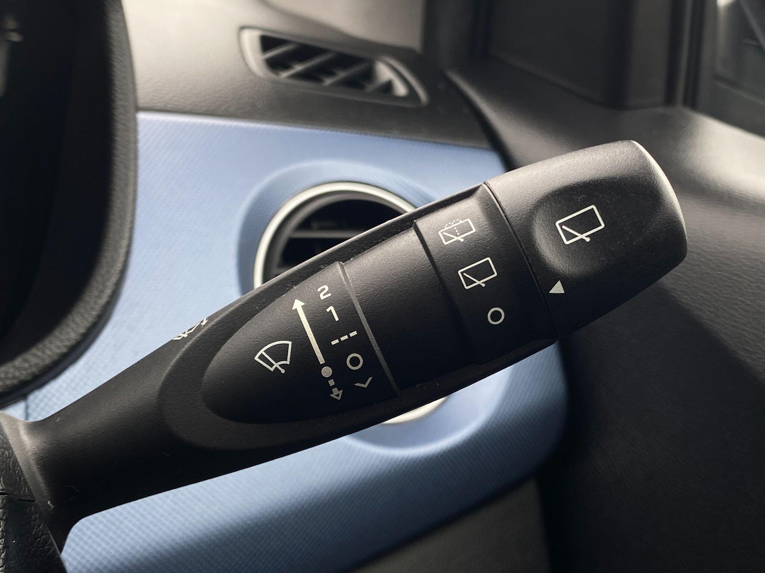 Used Hyundai i10 2015 for sale - 77696611: Photo 25