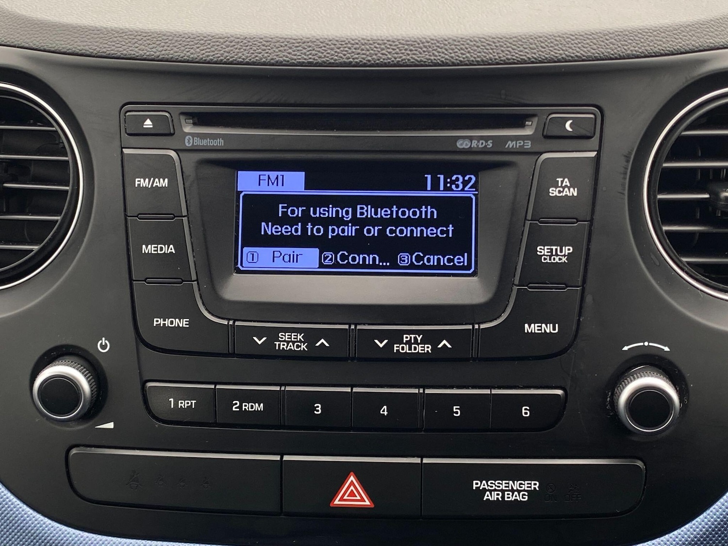 Used Hyundai i10 2015 for sale - 77696611: Photo 30