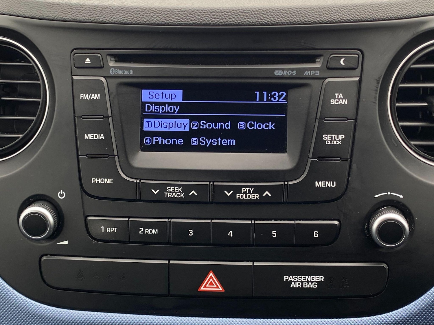 Used Hyundai i10 2015 for sale - 77696611: Photo 32