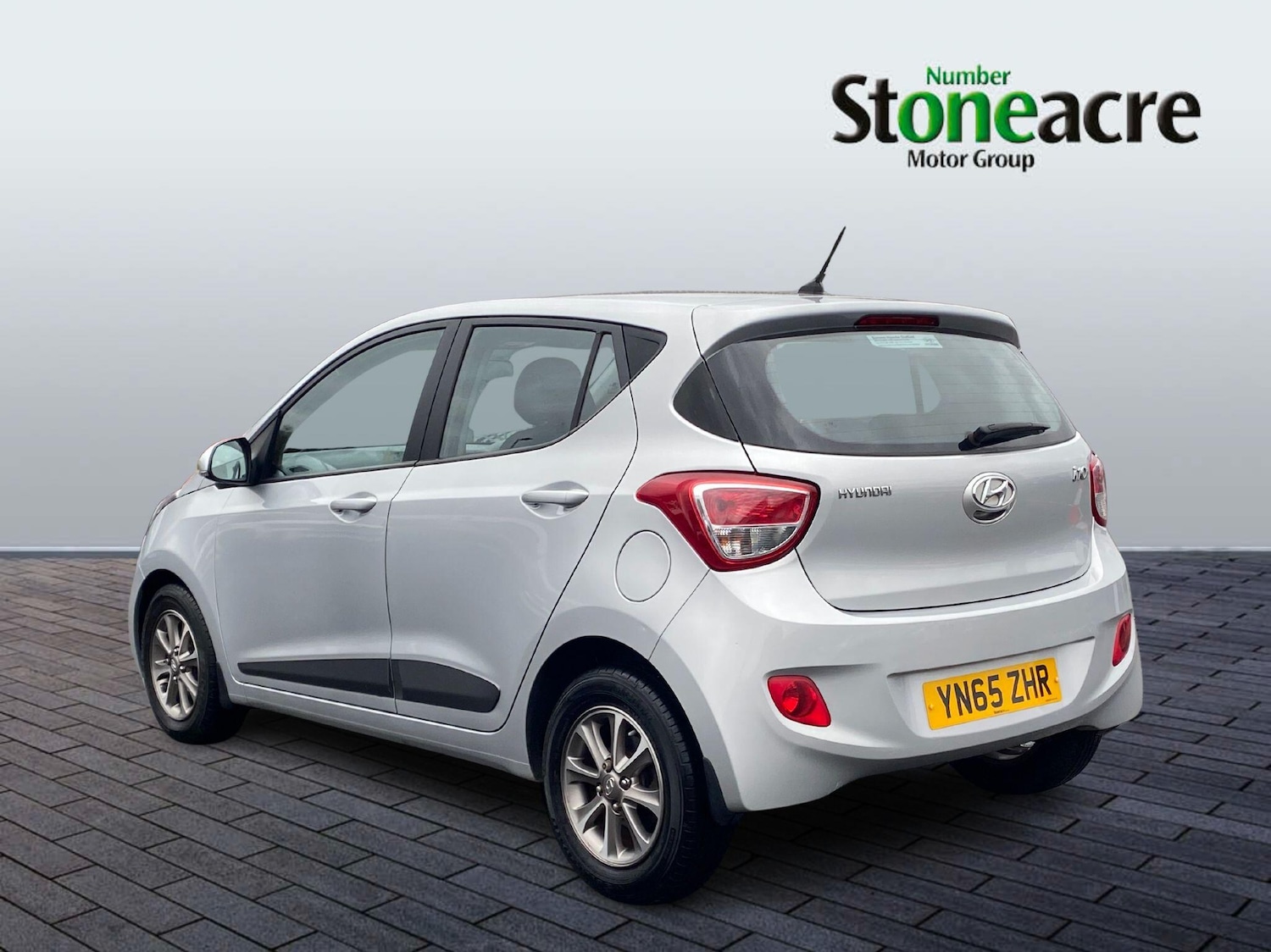 Used Hyundai i10 2015 for sale - 77696611: Photo 4