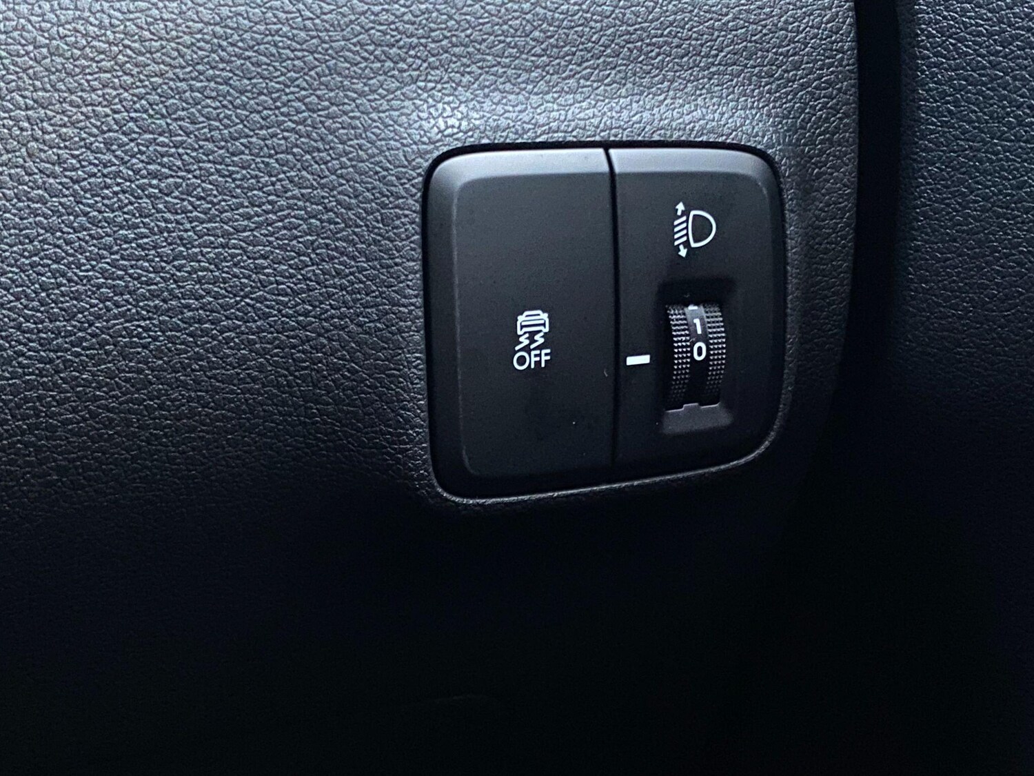 Used Hyundai i10 for sale - 77853016: Photo 16