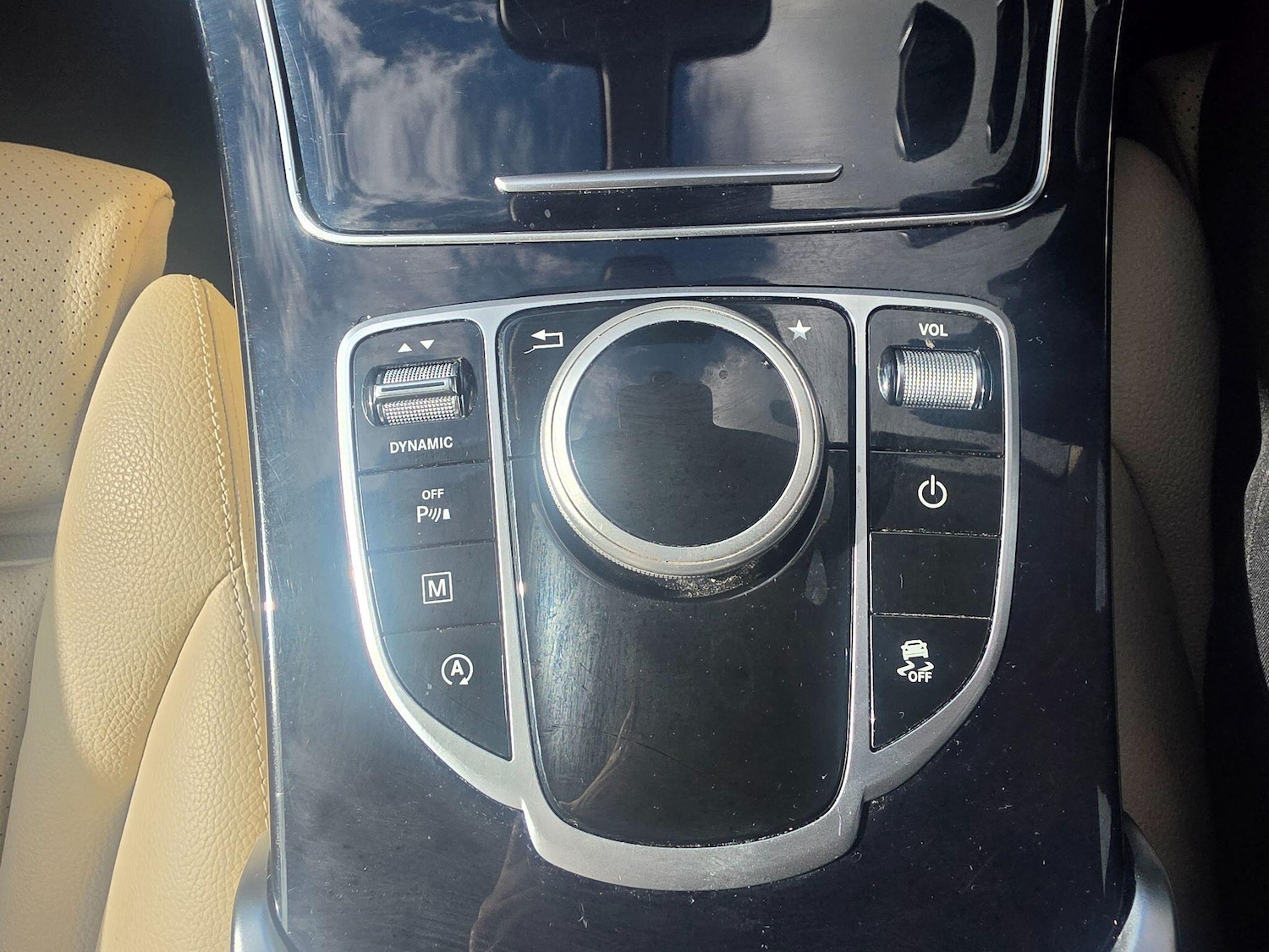 Used Mercedes-Benz GLC 2018 for sale - 78171579: Photo 16