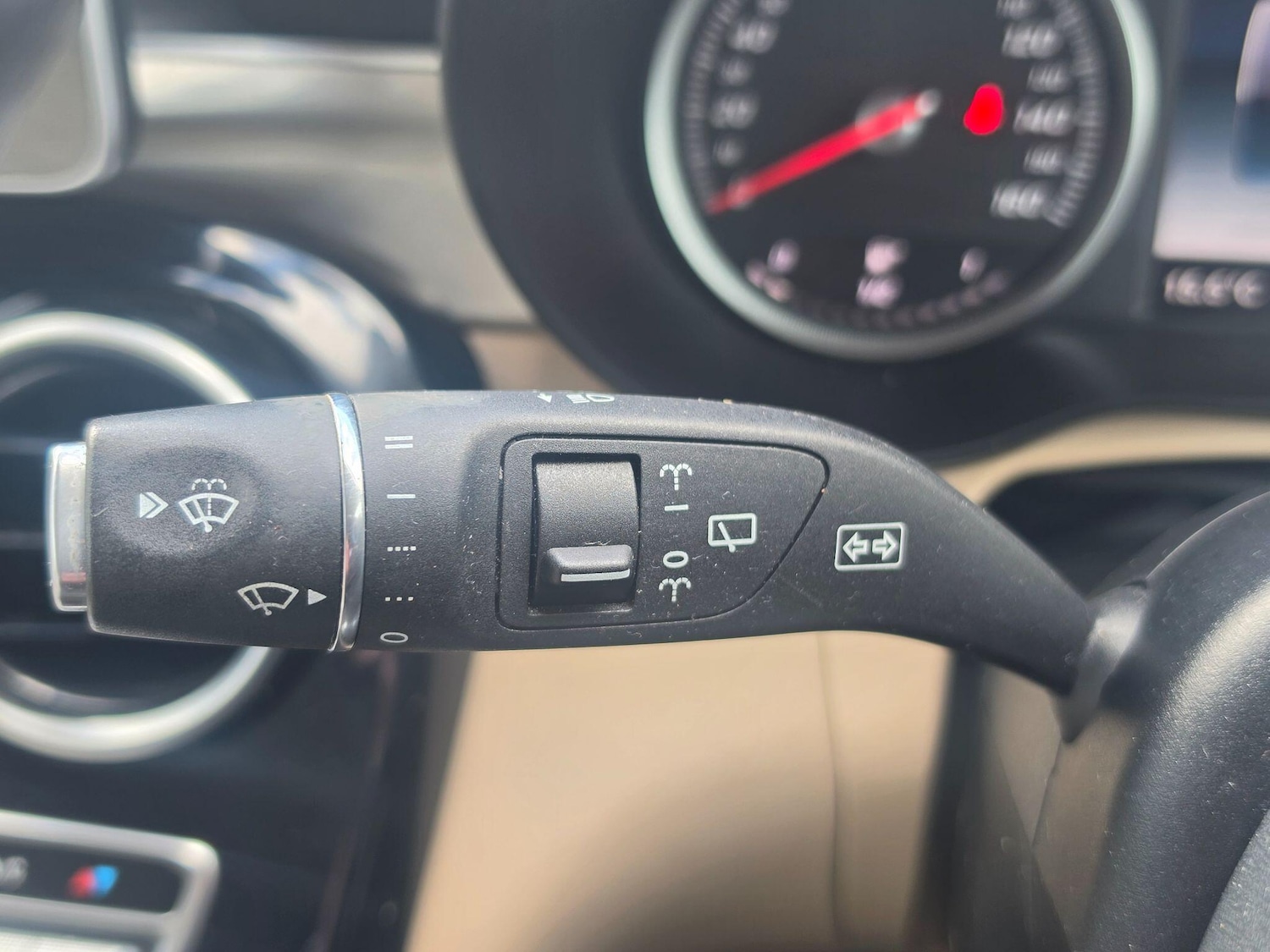 Used Mercedes-Benz GLC 2018 for sale - 78171579: Photo 21