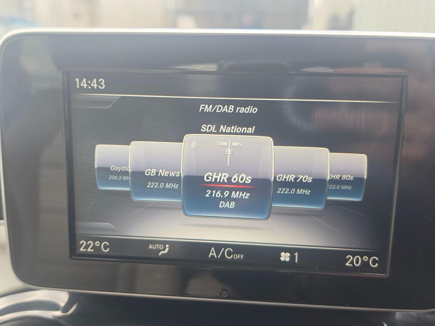 Used Mercedes-Benz GLC 2018 for sale - 78171579: Photo 27